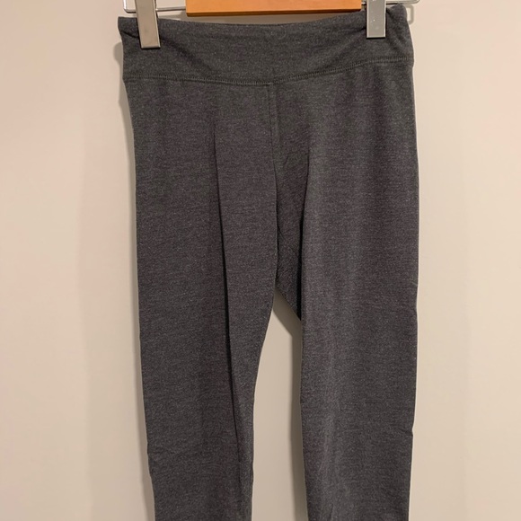 Basic Activewear Leggings - Picture 1 of 2
